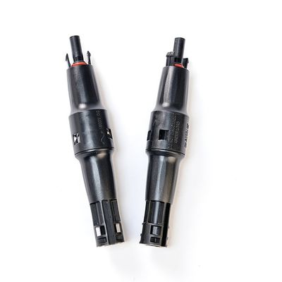 Stranded Conductor Overhead PV Cable Power Connector Socket mit Sicherung Wasserdicht IP65 PPO Isolierung und eingelagertes Kupfer