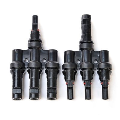 Stranded Conductor Overhead PV Cable Power Connector Socket mit Sicherung Wasserdicht IP65 PPO Isolierung und eingelagertes Kupfer