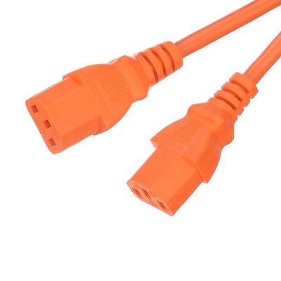 IMQ-zertifiziertes Computer-Stromkabel Y Splitter 3-Pin-Stecker mit 2-Wege-C13-Stecker-Steckdose WIFI KEINE Erdung Standard-Erdung