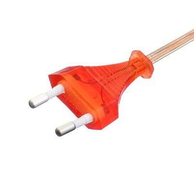 Handelsübliche Direktverbindung 2.5A 2-Pin-Stecker Stromkabel Schwarzer Wasserkocher Stecker mit IEC60320 C7 Stecker VDE Stromkabel
