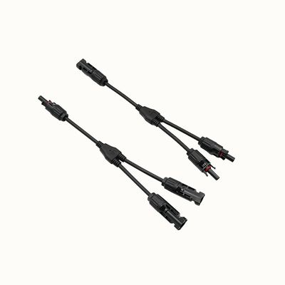 Isoliertes TUV zugelassenes 1x4mm2 Zinkkoffer XLPO XLPE PV-Solarkabel Y Splitter 1 bis 3 mit PV004 Stecker UV-Schutz