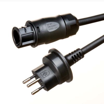 Schuko-Verlängerungskabel mit Gummi-Dämmstoff und BC05-Anschluss IP68 für Modell-Mikroinverter